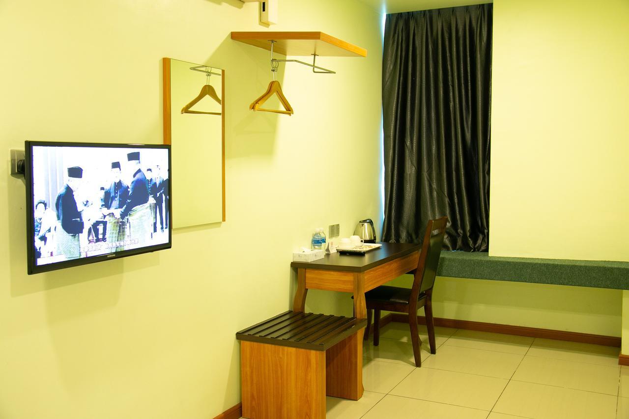 Prince33 Hotel Johor Bahru Exterior foto