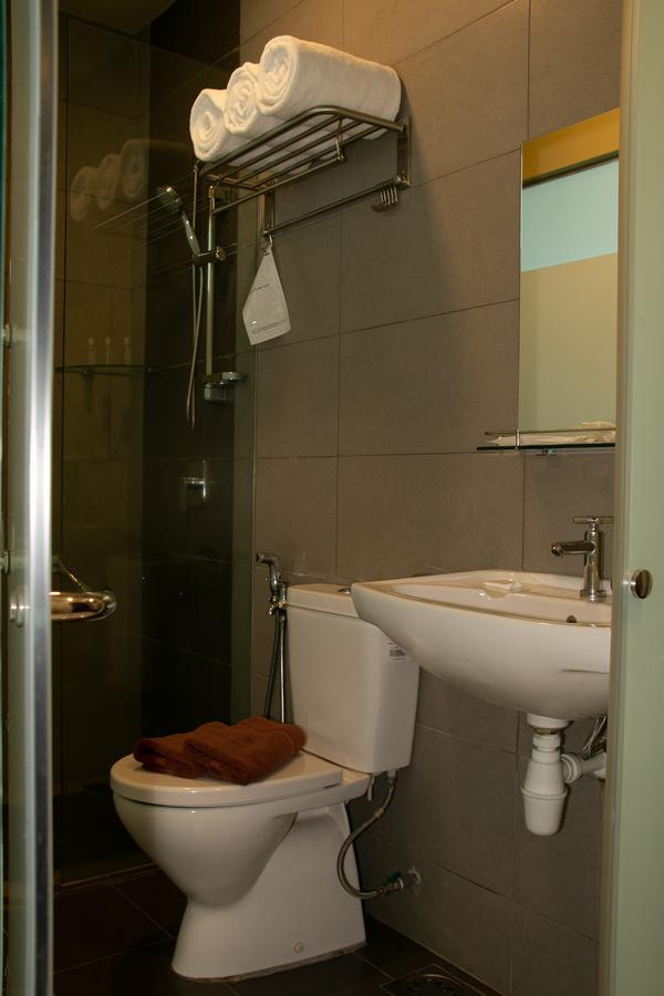 Prince33 Hotel Johor Bahru Exterior foto