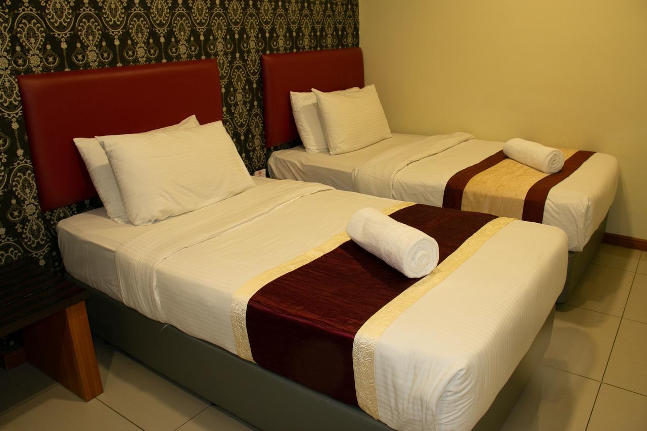Prince33 Hotel Johor Bahru Exterior foto