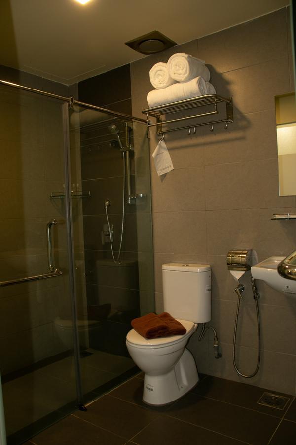 Prince33 Hotel Johor Bahru Exterior foto